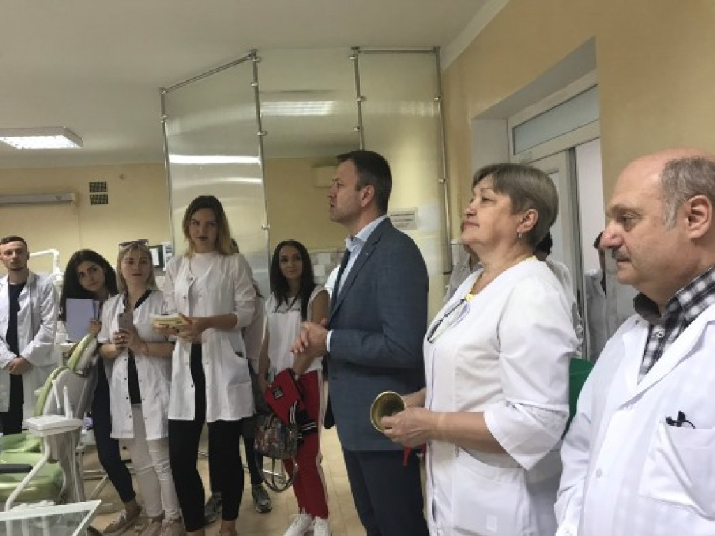 Свято останнього дзвоника, яке є багаторічною традицією нашої кафедри.