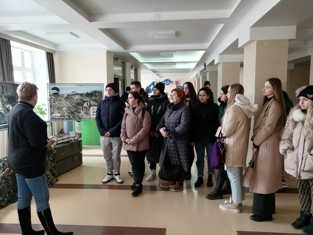 Відвідування проєкту «Війна впритул»