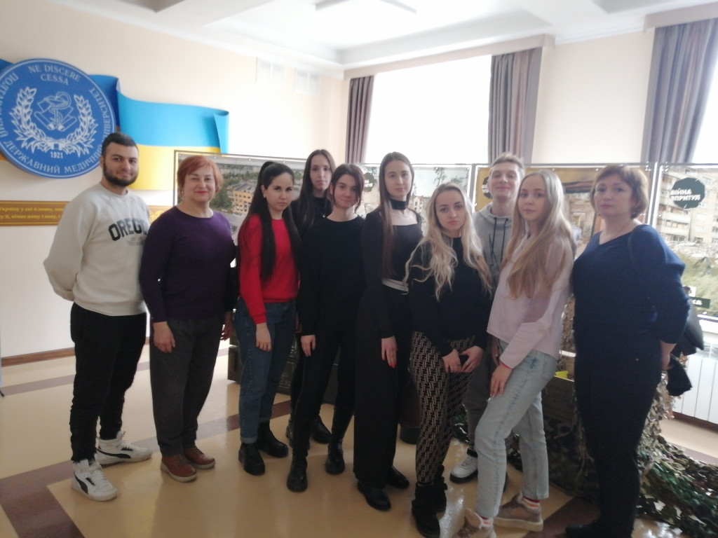 Відвідування проєкту «Війна впритул»