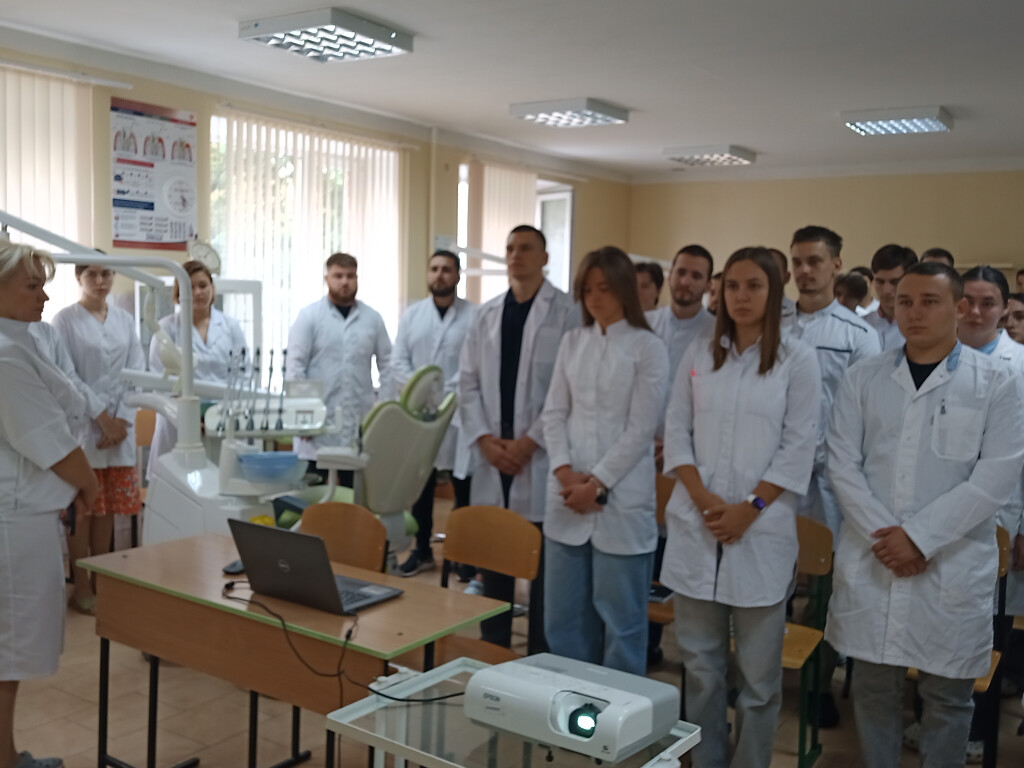 Виховна година «Вартові життя. Історії справжніх героїв»