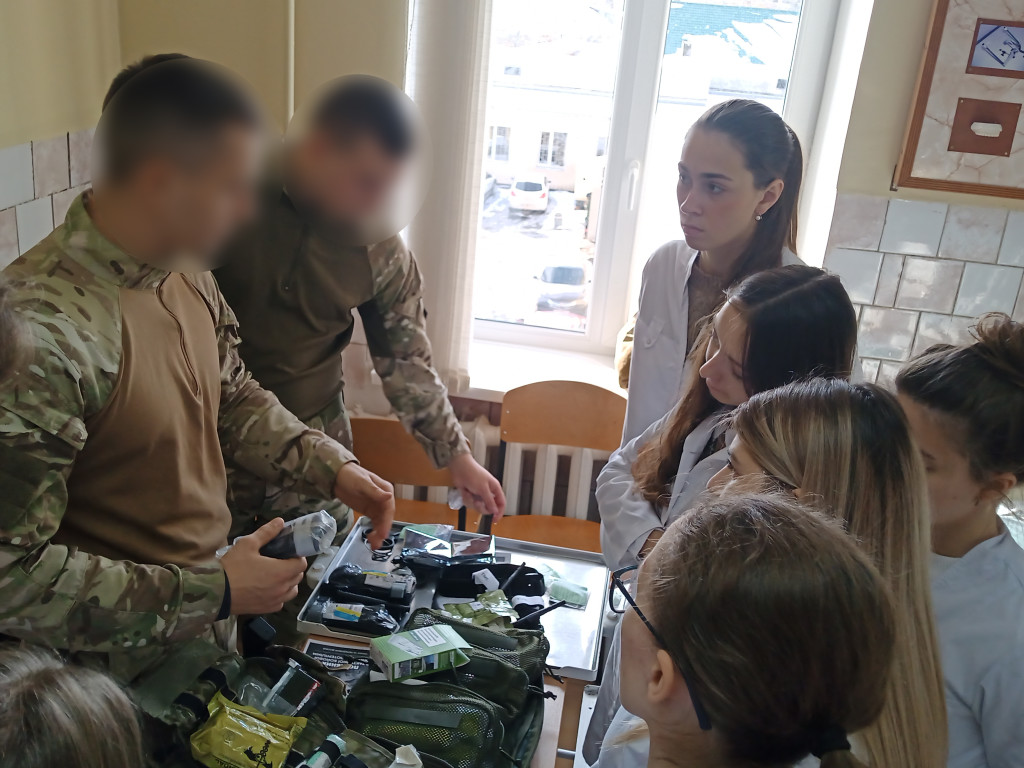 До дня Гідності та Свободи