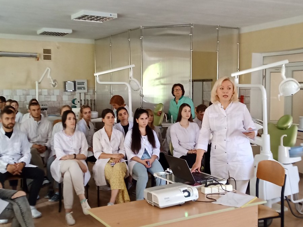 Всеукраїнський перший урок «Студентська академічна мобільність як перший крок до євроінтеграції».